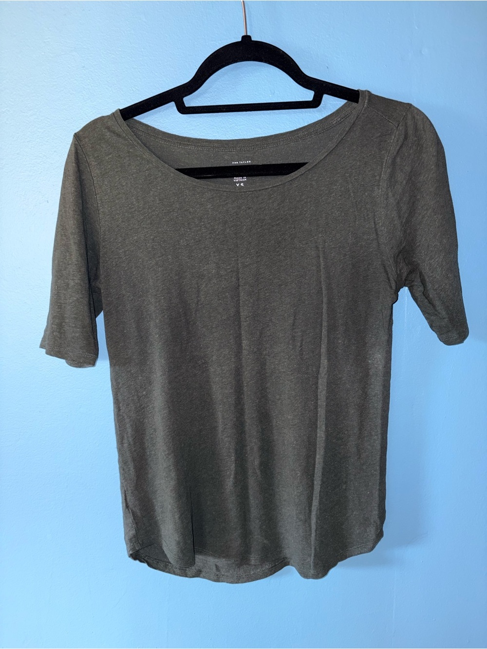 ann taylor loft linen blend T shirt, Scoop Neck, XS, Hunter Green